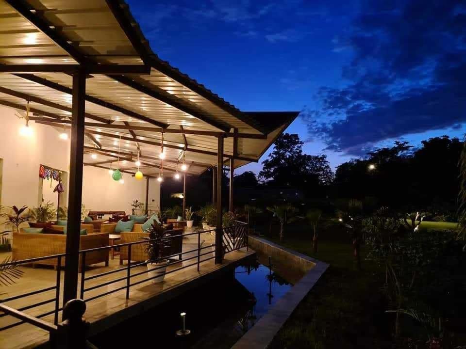 Villa Sunday Alaya Corbett Rāmnagar Exterior foto