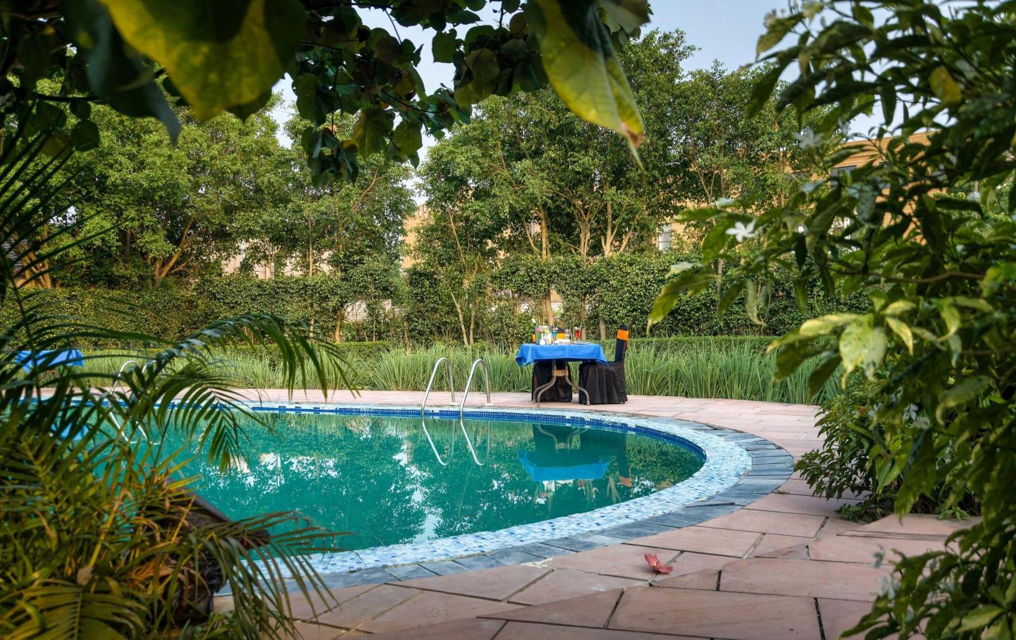 Villa Sunday Alaya Corbett Rāmnagar Exterior foto